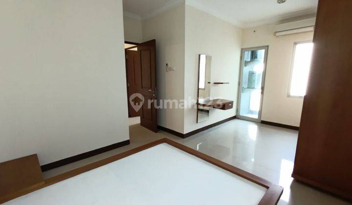 Apartemen Galeri Ciumbuleuit 1 4BR Semi Furnished 2