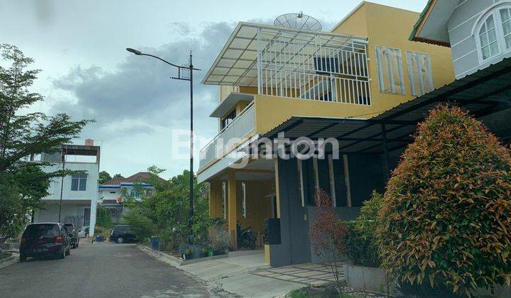 Rumah Cantik. 4 Kamar Tidur di KDA Batam Center 1