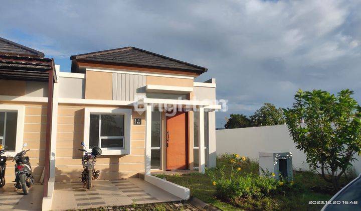 Rumah Murah. Cantik. Masih Baru. di Puri Selebritis3. Batam Center 2