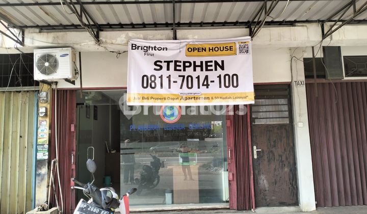 Ruko Murah. Tepi Jalan Besar. di Legenda Gemilang Batam Center Ruko Murah. Tepi Jalan Besar. di Legenda Gemilang Batam Center