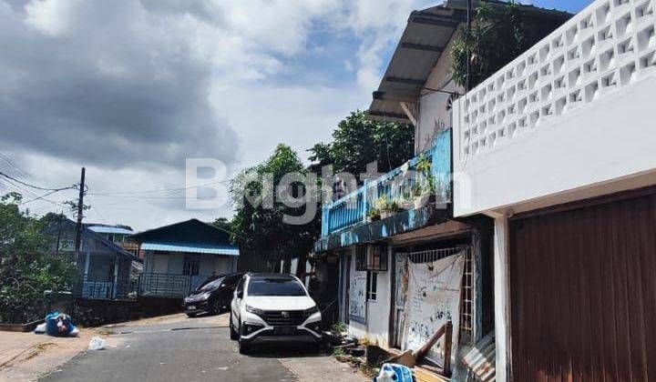 Rumah di atas Bukit Jodoh Kampung Melayu 1