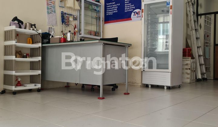 Shop House in Top 100 Mall Area Tembesi, Near University and Tourist Attractions 2