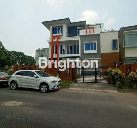 Luxury Fully Furnished House in Central Sukajadi Batam