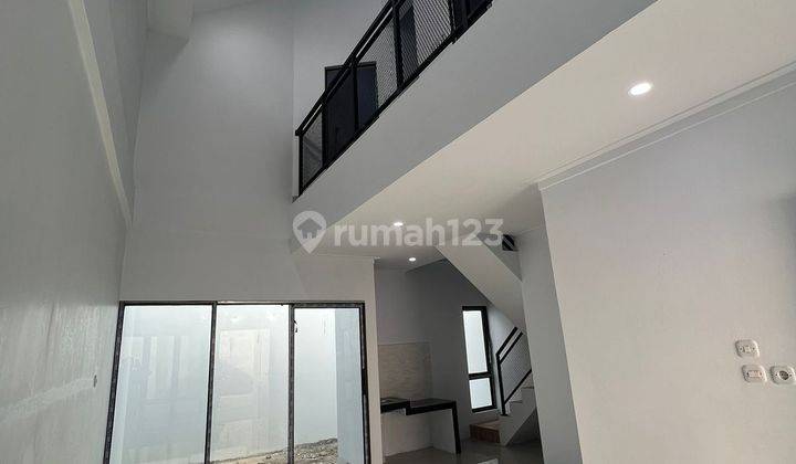 Rumah Scandianvian mezzanine di Flamboyan Raya sisa 1 Unit 2