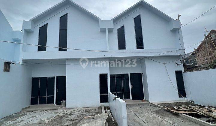 Rumah Scandianvian mezzanine di Flamboyan Raya sisa 1 Unit 1