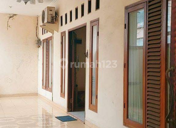 Dijual rumah 2 lt kokoh Bonus bangunan usaha  1