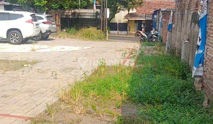 Dijual Lahan Pinggir jalan Sudah Tembok Keliling,Samping Sekolah' Strada 1