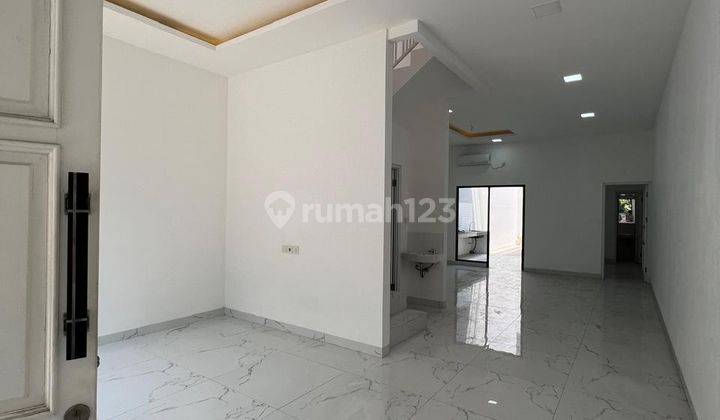 Hadap Timur, Rumah Brand New 5X25M 2LT Di Boulevard Villa Meruya Jakarta Barat 2