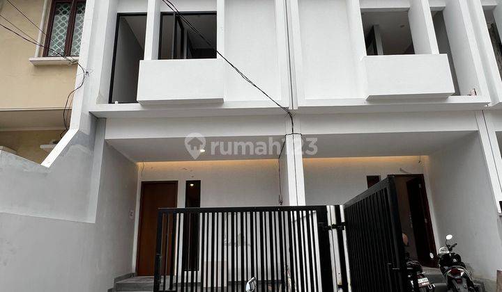 Rumah Estetik Brandnew SHM Di Muara Karang Jakarta Utara 1