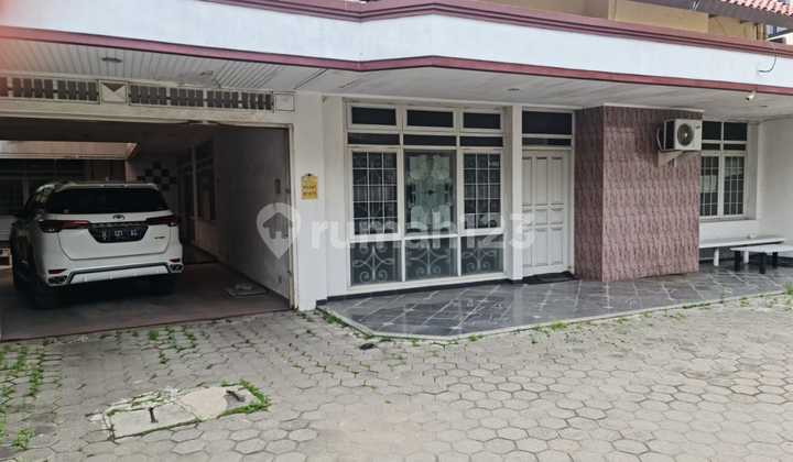Rumah Besar Cocok untuk Usaha di Jl Beringin Semarang Tengah 2