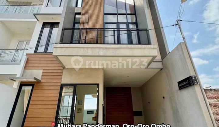 Villa Nyaman dan Modern di Mutiara Panderman Oro Oro Ombo, Batu Villa Nyaman dan Modern di Mutiara Panderman Oro Oro Ombo, Batu