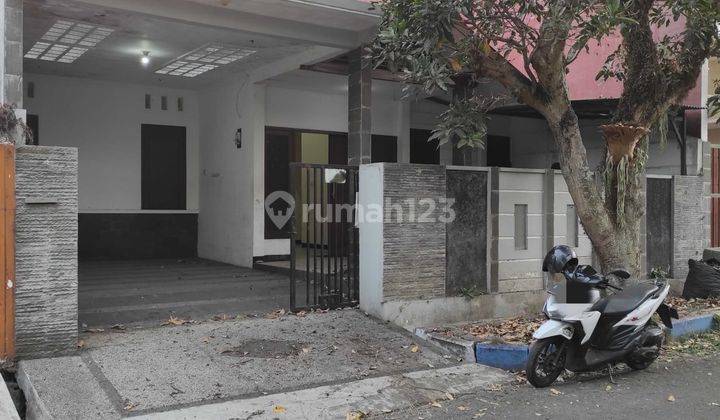 DISEWAKAN RUMAH SIAP HUNI DI PBI ARAYA BLIMBING MALANG 1