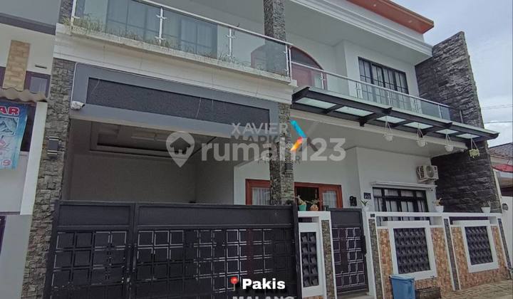 Luxury 3-Story House With Rooftop In Pakis, Malang Luxury 3-Story House With Rooftop In Pakis, Malang