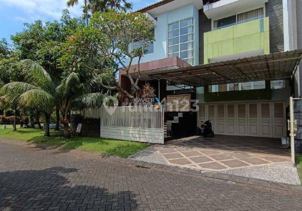 Rumah Desain Modern Posisi Hook Split Level Di Araya Malang Dn914 1