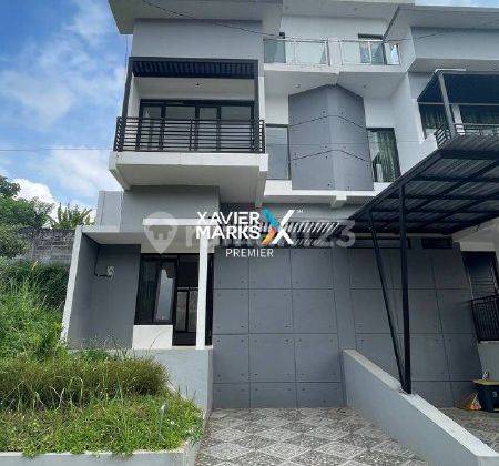 Rumah Modern 2,5 Lantai Cocok Untuk Villa Atau Hunian Di Dau, Malang Dn1028  1