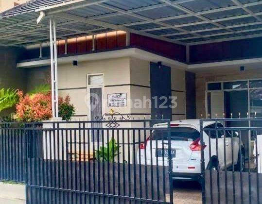 RUMAH VILLA FULL FURNISH SELANGKAH DARI JATIM PARK 2 KOTA WISATA BATU 1