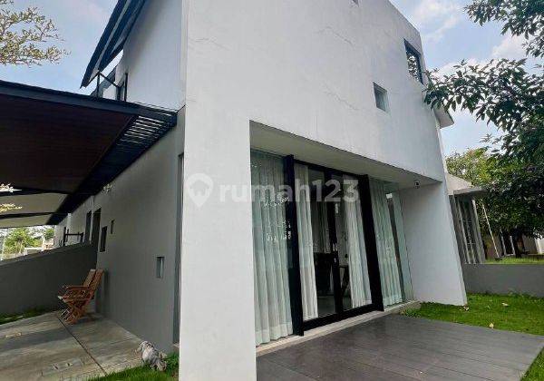 Rumah Artierre Karya Arsitek Ternama Di The Araya Malang Dn1391  2