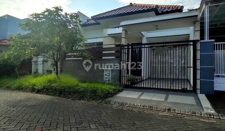 DISEWAKAN RUMAH KONDISI BARU DI ARAYA GOLF MALANG 1