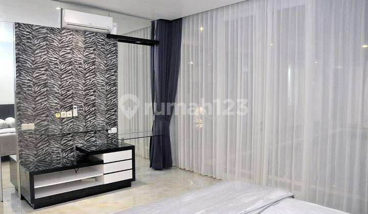 Luxury Private Pool Fully Furnished House in Riverside Blimbing Malang 2