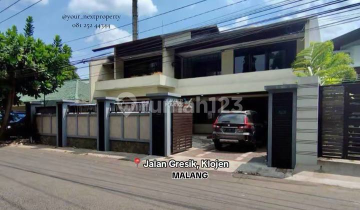 Premium Location House on Gresik Street, Klojen, Malang City Premium Location House on Gresik Street, Klojen, Malang City