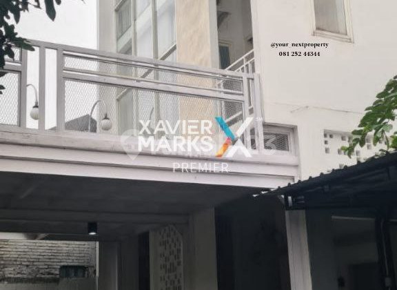 Rumah Modern 3 Lantai+Rooftop di Dinoyo Royal Park Lowokwaru Malang Rumah Modern 3 Lantai+Rooftop di Dinoyo Royal Park Lowokwaru Malang