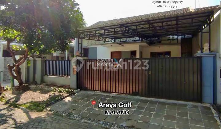 Well-Maintained Minimalist House in Araya Golf Housing, Malang