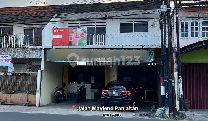 Rumah Usaha di Poros Jalan Mayjend Panjaitan, Klojen Kota Malang