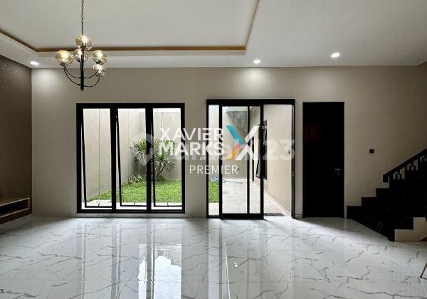 New Modern House in Telaga Golf Araya Malang Cluster 2