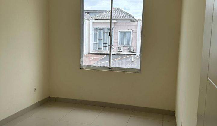 Rumah Sangat Bagus Minimalis 4+1  2