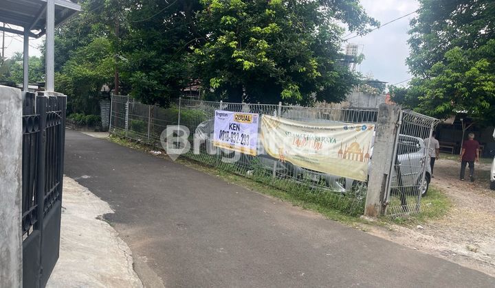 Rare lot in Pesanggrahan. South Jakarta. Rare lot in Pesanggrahan. South Jakarta.