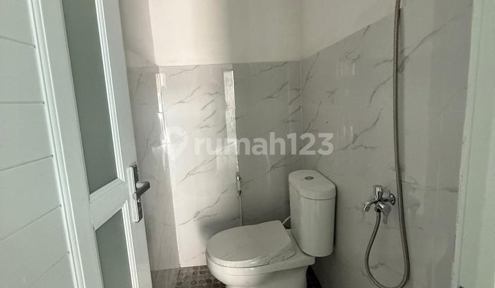 Dijual Rumah Siap Huni Lokasi Perumahan Ketintang Surabaya Selatan 2