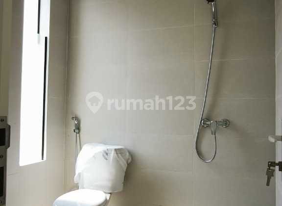 ‼️Jual Cepat Turun Harga‼️ Rumah Baru Gress Siap Huni Lokasi Karang Empat Tambaksari Surabaya 2