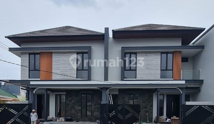 Rumah Baru Modern Siap Huni di Perumahan Sutorejo Prima Mulyorejo Surabaya Timur Rumah Baru Modern Siap Huni di Perumahan Sutorejo Prima Mulyorejo Surabaya Timur