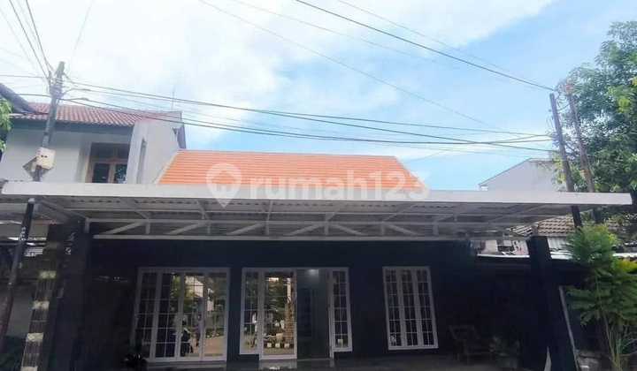 Disewakan Rumah Ex Kantor Siap Huni Lokasi Ketintang Surabaya