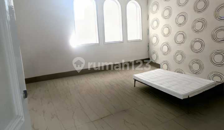 ‼️Jual Cepat‼️ Rumah Murah Baru Renovasi Siap Huni di Perumahan Nirwana Eksekutif Wonorejo Rungkut 2