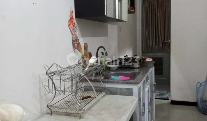 ‼️QUICK SALE‼️ Cheap Semi-Furnished House Ready to Live In Located in Sukolilo Dian Regency Surabaya 2