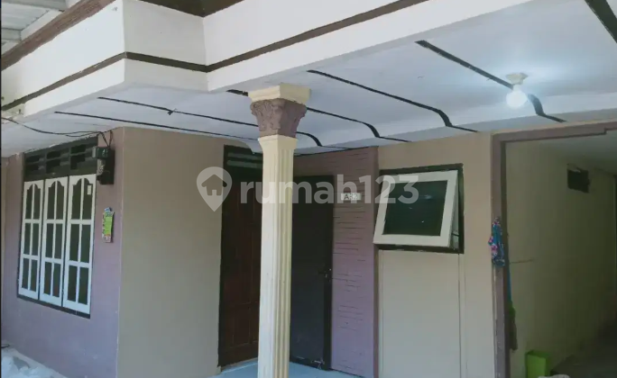 Cheap Rent, Ready to Occupy House in Rungkut Menanggal, Surabaya 2