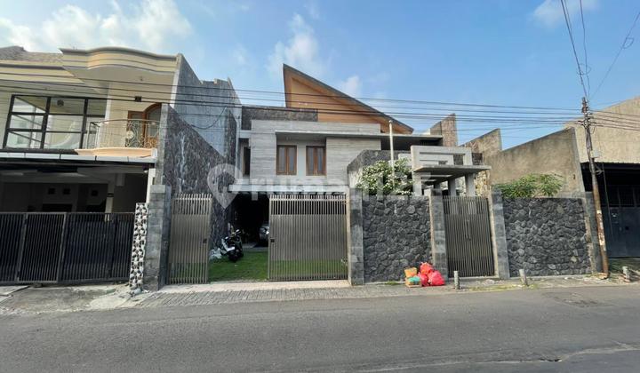 ‼️JUAL CEPAT‼️ Rumah Istimewa Nol Jalan Raya Semi Furnished Siap Huni Lokasi Karah Jambangan Surabaya Selatan
