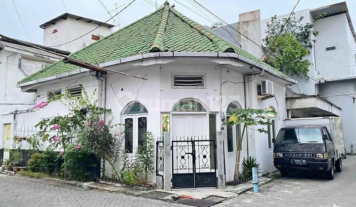 Hook House Ready to Occupy Strategic Location in Gembong Kapasan Surabaya 1