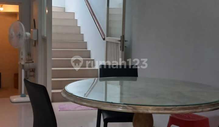 Dijual Rumah Furnished Siap Huni di Perumahan Forest Mansion Lidah Wetan Wiyung Surabaya