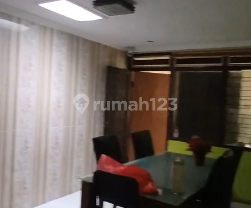 Affordable Well-Maintained House Land Included Ready to Occupy Location Rungkut Menanggal Harapan Surabaya 2