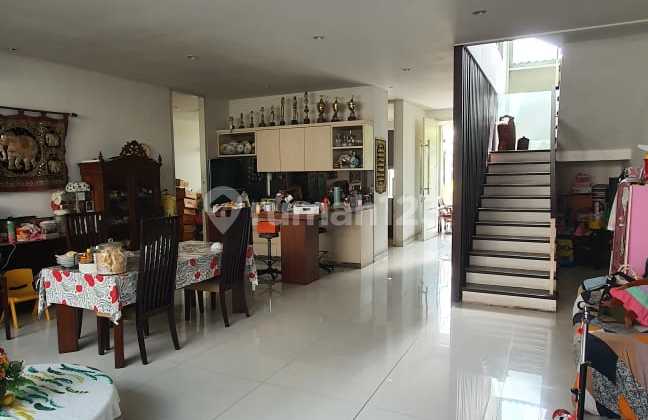 For Sale: Pakuwon Indah West Surabaya 2-Story House Ready to Occupy