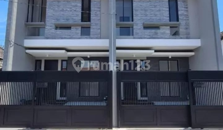 ‼️Turun Harga‼️ Rumah Baru Minimalis Modern Selangkah Merr di Klampis Semolo Sukolilo Surabaya ‼️Turun Harga‼️ Rumah Baru Minimalis Modern Selangkah Merr di Klampis Semolo Sukolilo Surabaya