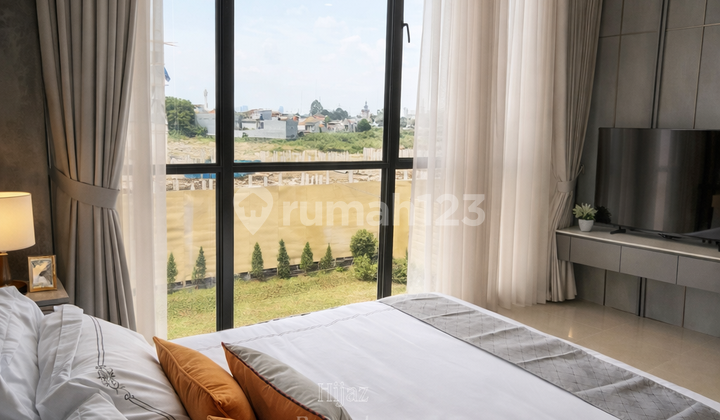 Rumah Mewah Puri 3 Lantai + Mezzanine 6 Menit ke Tol Meruya Rumah Mewah Puri 3 Lantai + Mezzanine 6 Menit ke Tol Meruya