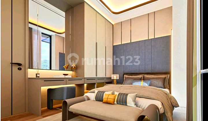 Rumah 3 Lantai 5 Kamar Tidur Lokasi Jakarta Barat