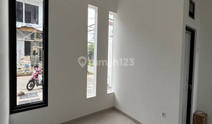 Rumah Cluster 2lantai Dekat Jalan Utama Wolter Monginsidi Semarang 1