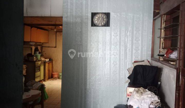 RUMAH DI TENGAH KOTA PETOJO DI JUAL 2