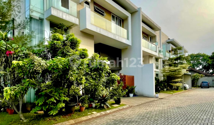 Dijual Cepat Rumah Secondary Dekat Toll Tb Simatupang 2