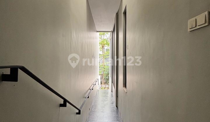 Rumah 3 Lantai di Cilandak, Jakarta Selatan
