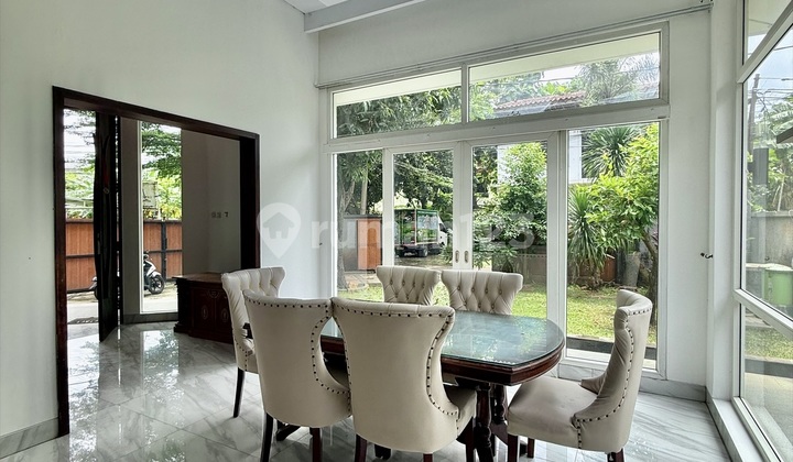 Jual Rumah Bagus Dalam Komplek di Cempaka Putih 2